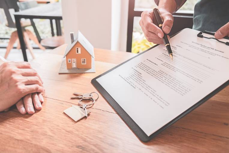 Paperwork for Selling a House Without a Realtor